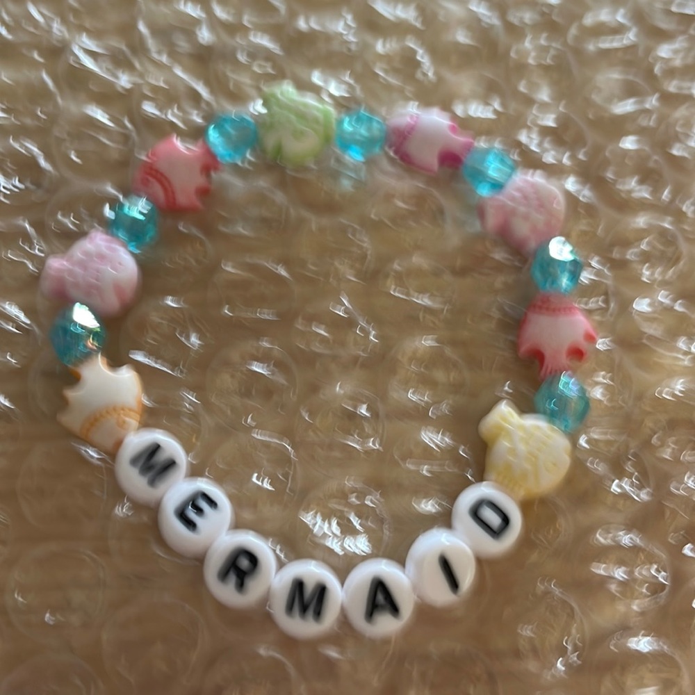 😀 BRACELET Mermaid 6” Girl’s PREOWNED Adorable